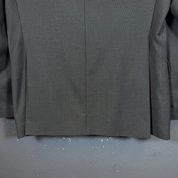 Yves Saint Lauren 48 men’s grey suit jacket 2 dots blazer Super 120’s France - Picture 8 of 14